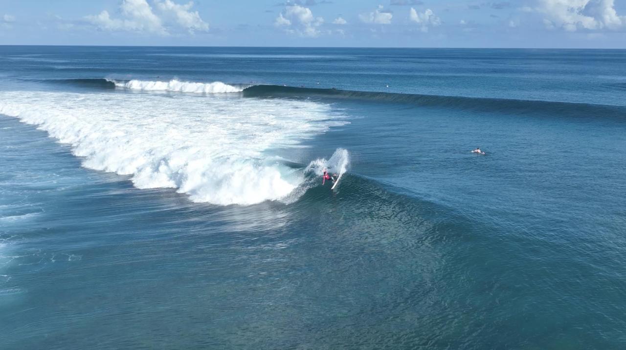 Surf Yoga Camp Hotel Thulusdhoo Eksteriør billede